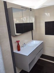 Mobiltesino italienisches Badinterieur Ceramica Bianco 120cm - Waschtisch + Unterschrank + Spiegelschrank mit LED Beleuchtung 