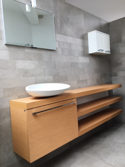 Idea italienisches Badinterieur 205cm - Waschtisch + Unterschrank + Spiegel mit Beleuchtung 